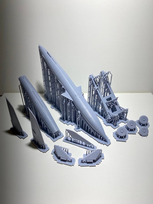 MM48300 Комплект Ракета КС-10 + тележка