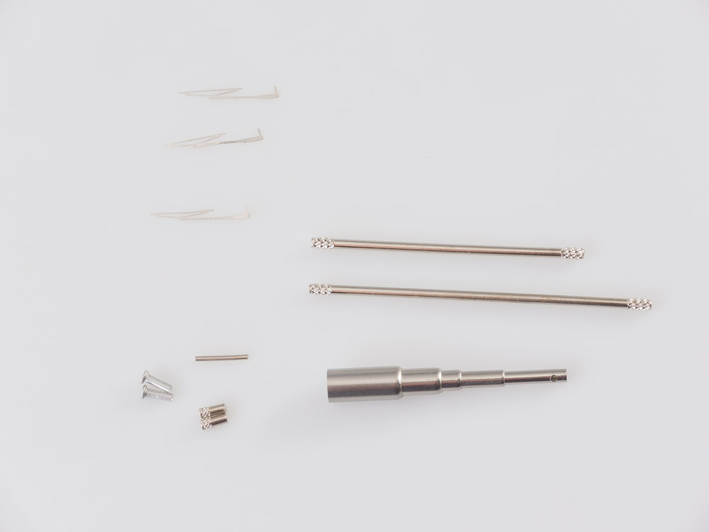 1166KIT Сборная модель МАЗ-5551 самосвал, ранний (низкий кузов) AVD Models