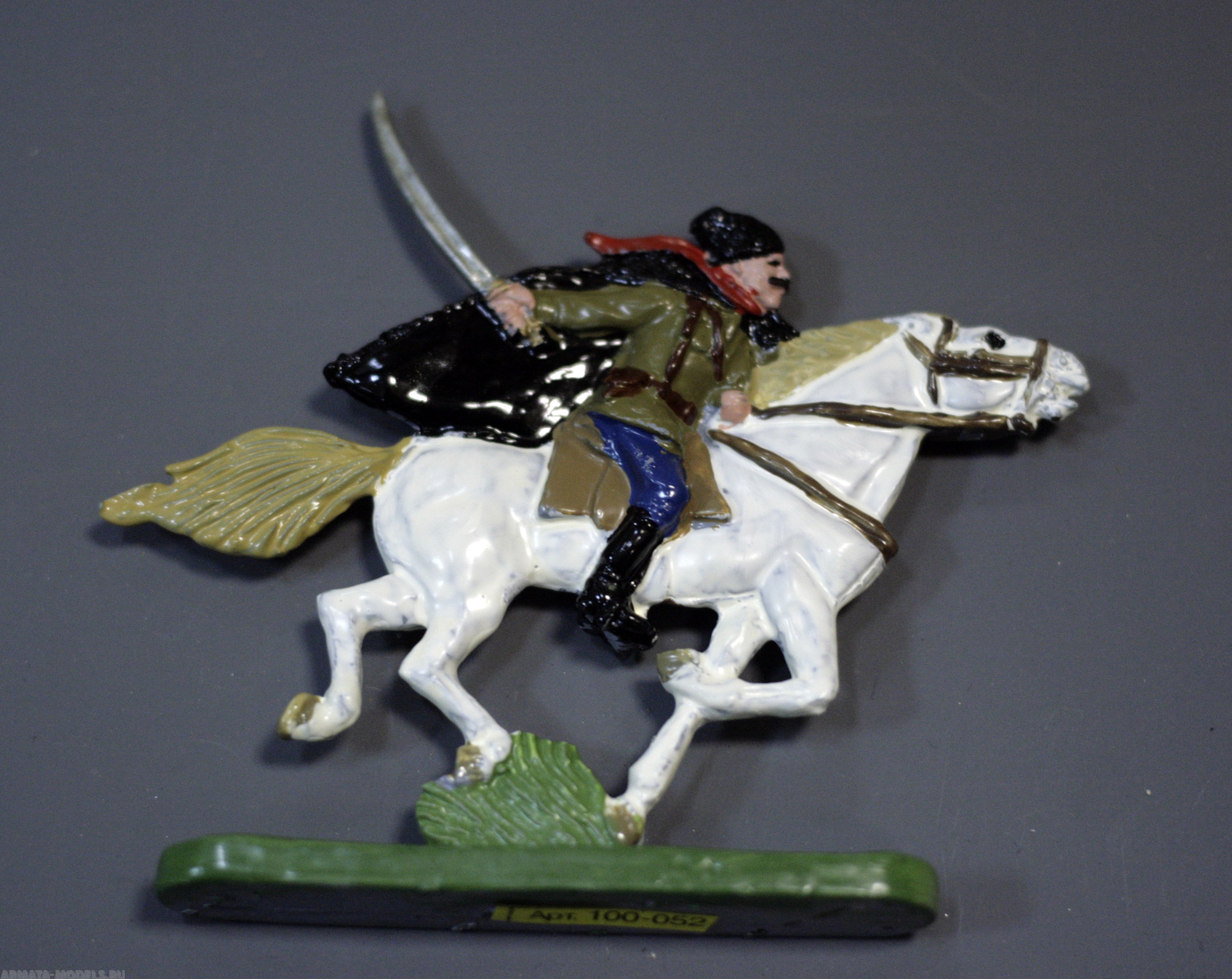 100-052 окрашеная фигура Чапае Солдатики "Ура"