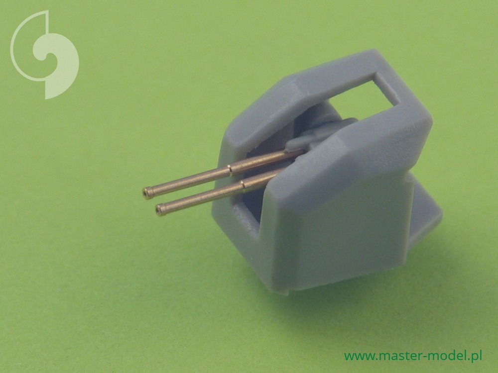 SM-350-040 Вооружение RN Pola - стволы 203мм (8шт), 100мм (12шт)