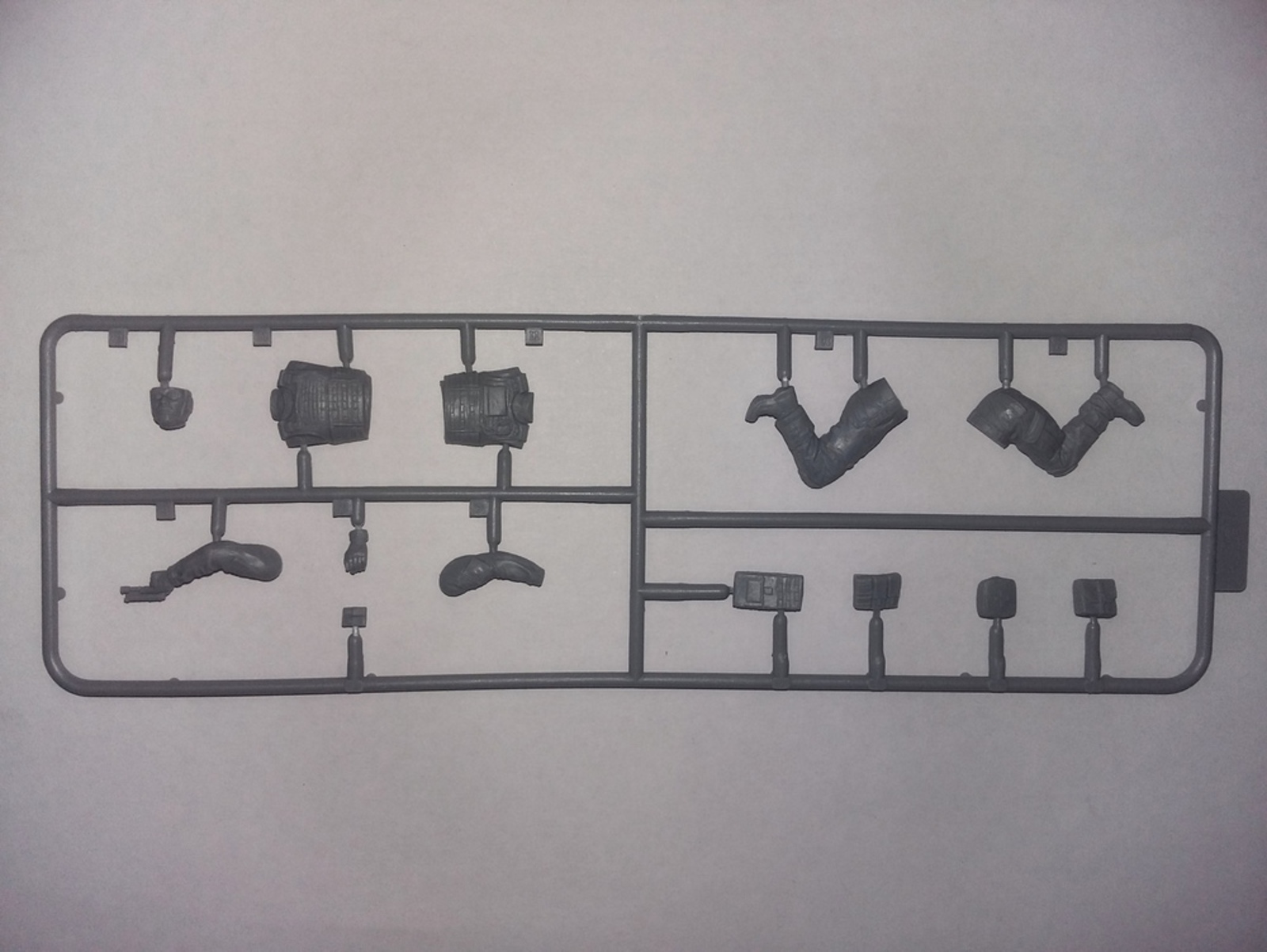 24104 Фигура, Боец группы S.W.A.T. №4 ICM