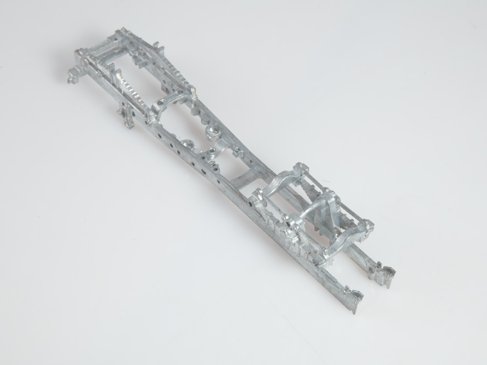 1447AVD Сборная модель КАМАЗ-6522 самосвал AVD Models