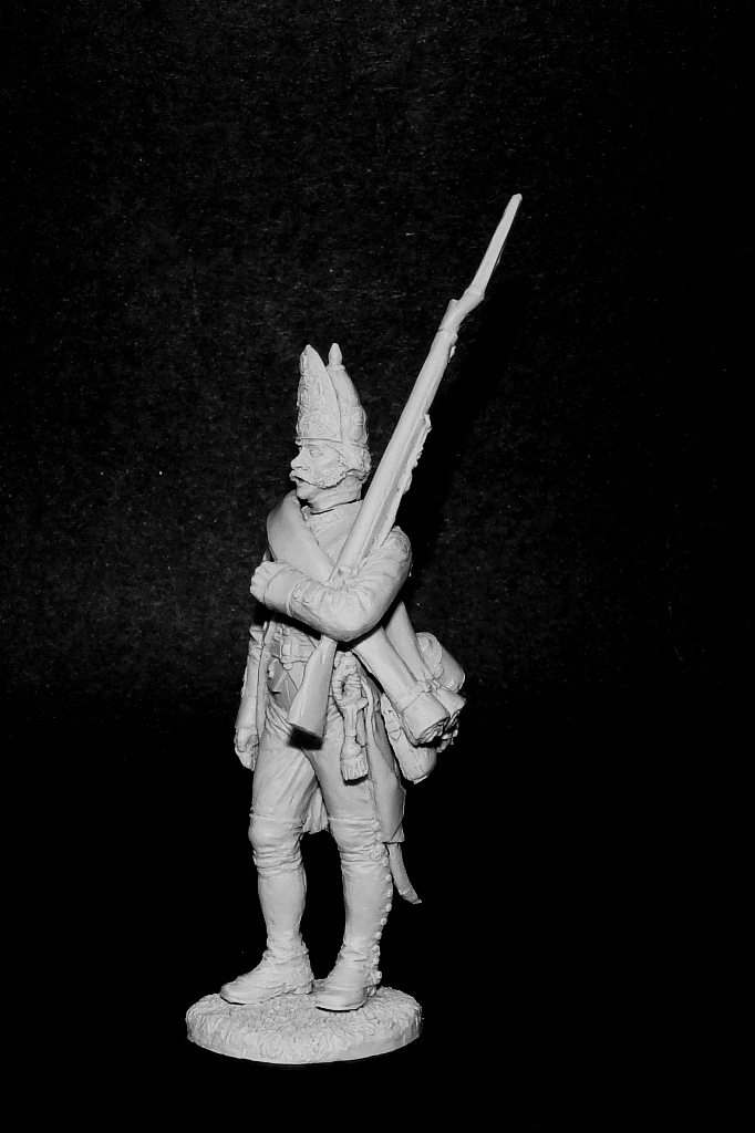 CHM-54203(M). Рядовой гренадерских (или фузелерных) полков и рот, Россия 1799 г. 54 мм. Материал - белый металл. Chronos Miniatures