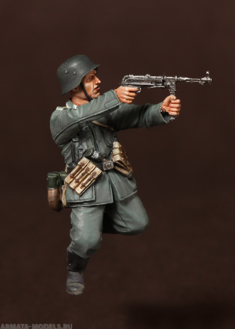 3549SOGA German Feldwebel Panzergrenadier. SOGA Miniatures