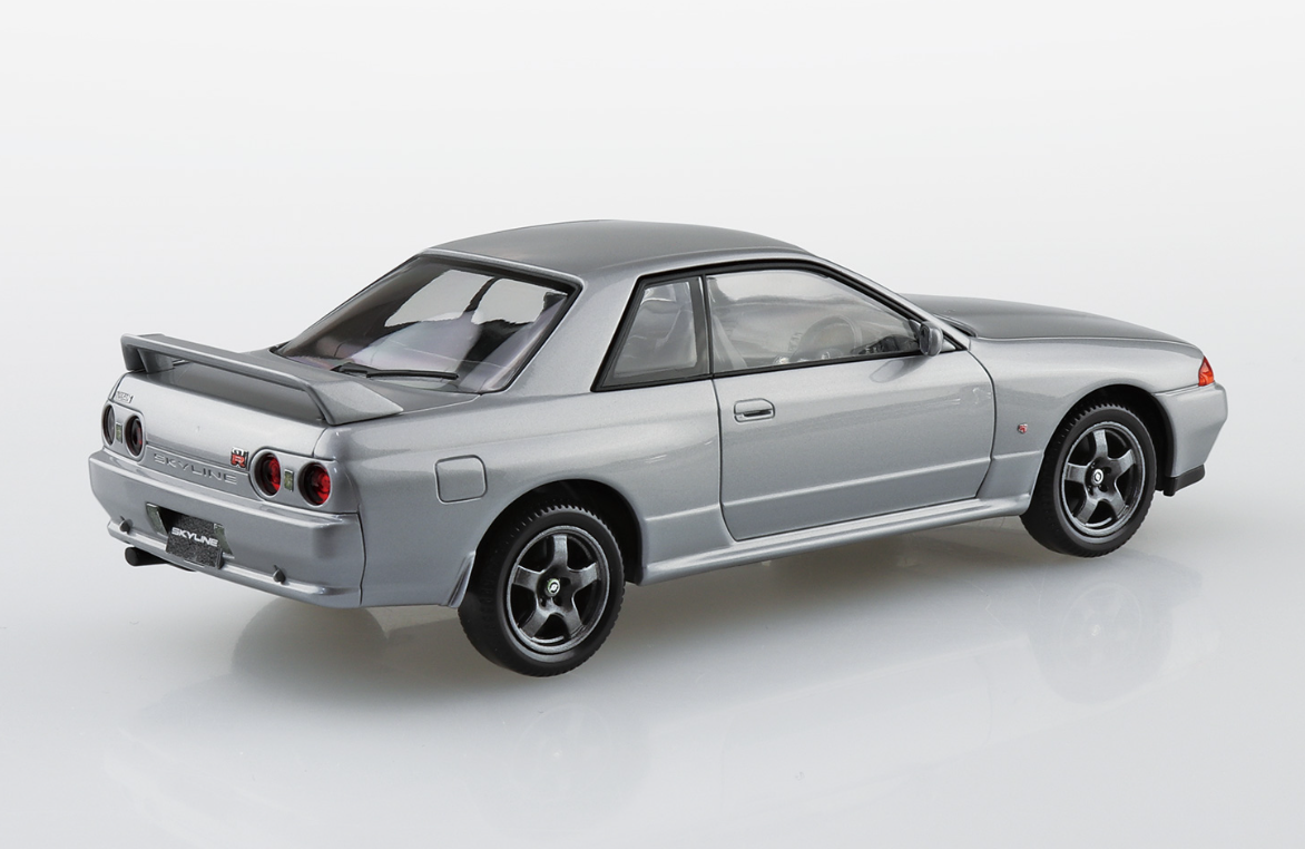 06356 Nissan Skyline GT-R R32 (Spark Silver) Aoshima