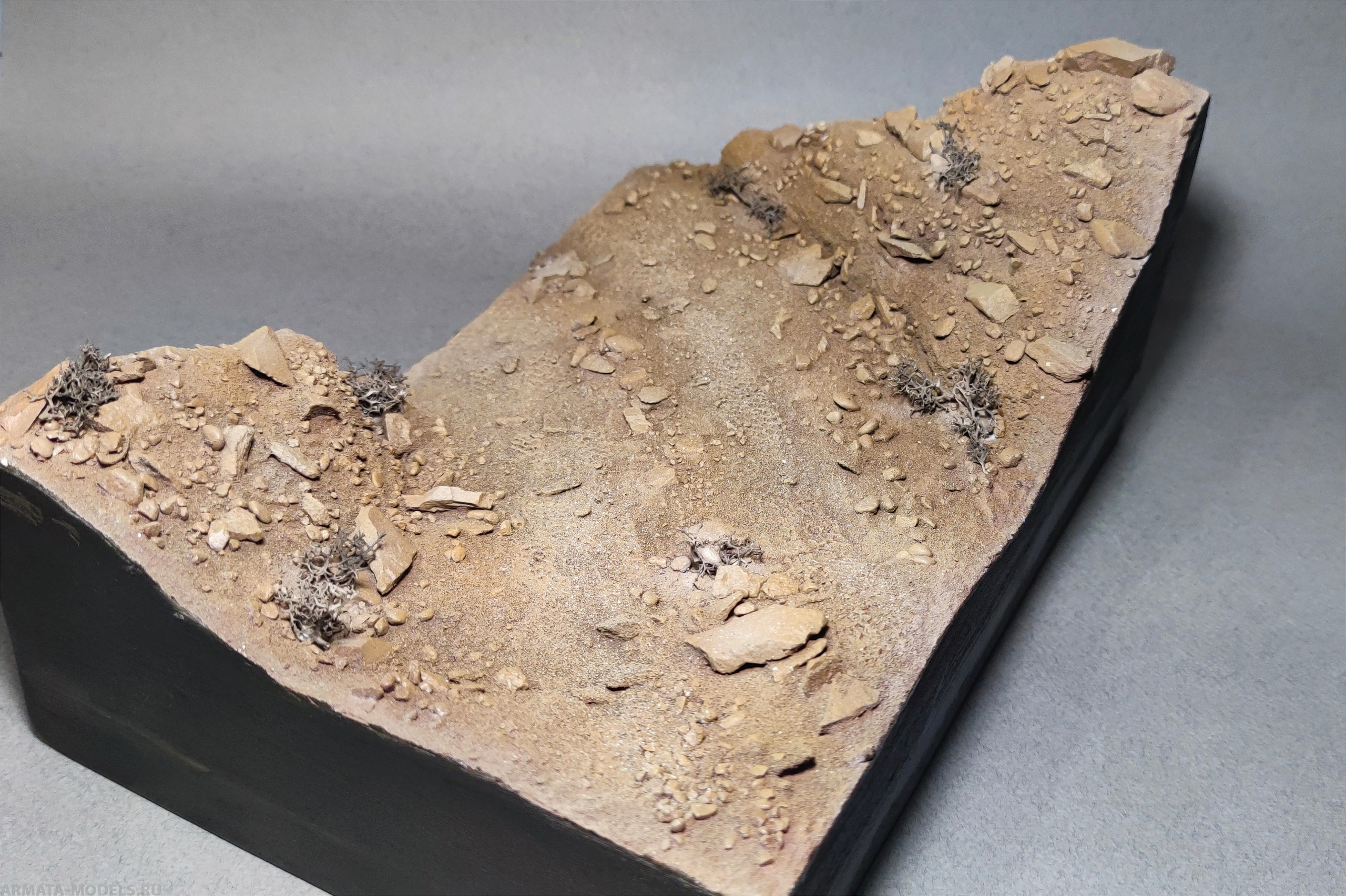 HE-35005 Подставка премиум уровня "Ралли без трассы"