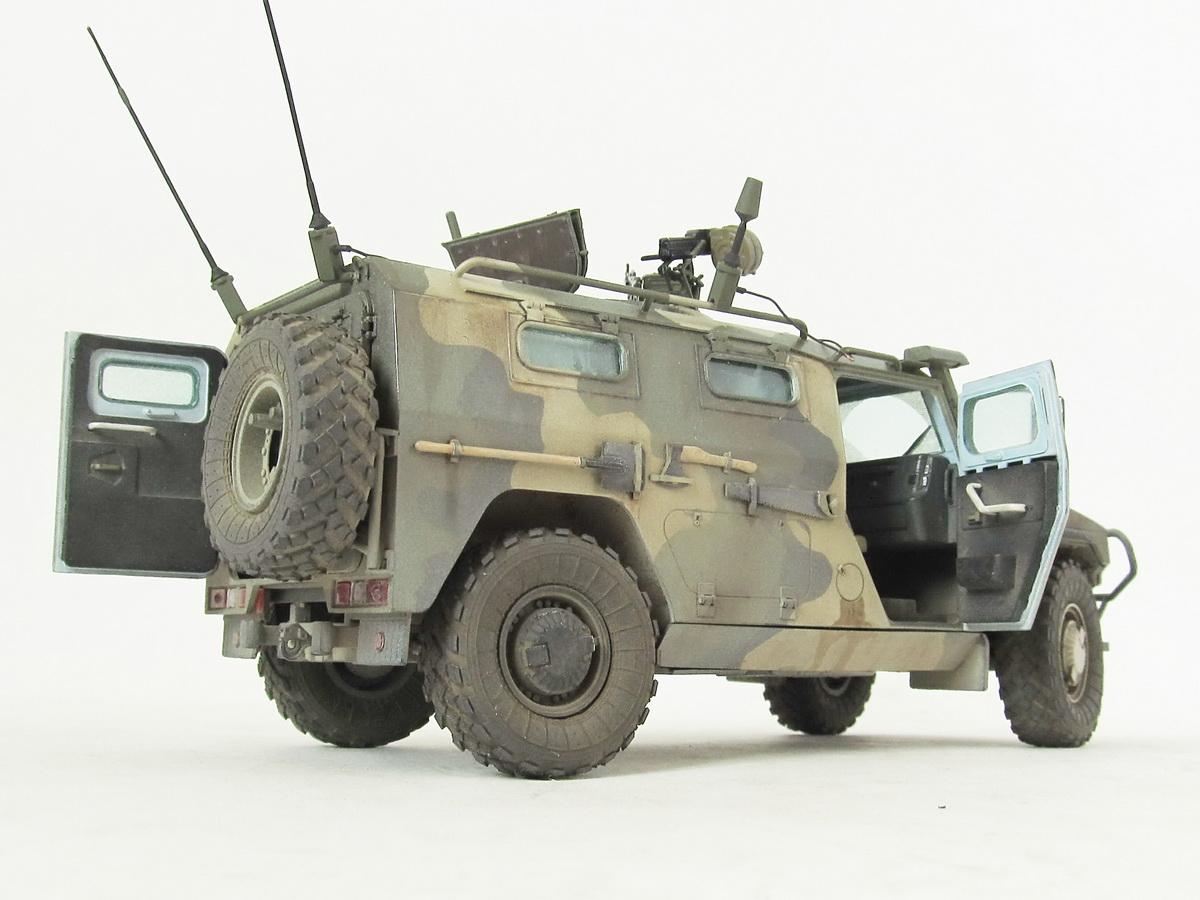 ГАЗ-233014 Тигр, MENG