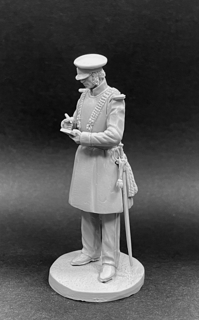 CHM-54331(M). Обер-офицер Лейб-Гвардии саперного батальона в кирасе для саперных работ, Россия 1815-16 гг. 54 мм. Материал - белый металл. Chronos Miniatures