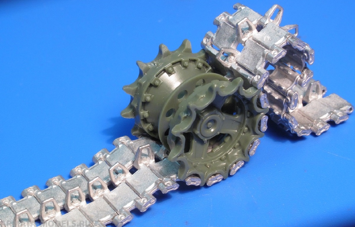 MTL-35052 Металлические траки для Т-90 1/35