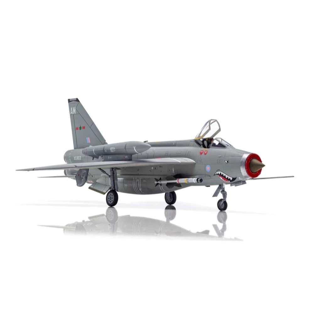 A05042A Перехватчик English Electric Lightning F6 Airfix