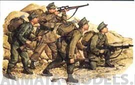 Набор фигурок 6045Д Солдаты немецкие егеря Dragon