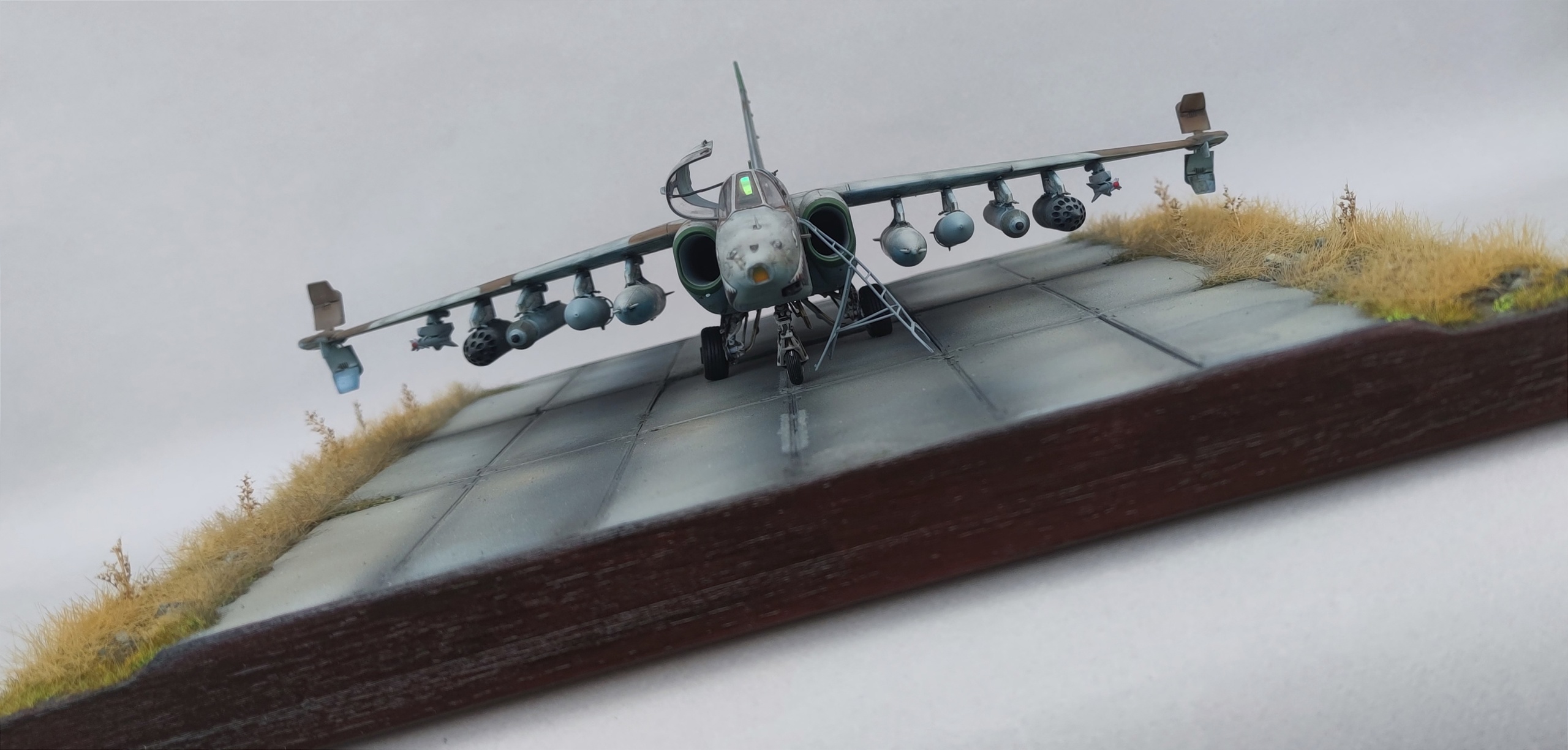 HE-48013 Подставка Загружаем и в атаку(Конусы и забор в комплекте) (Не для свободной продажи)