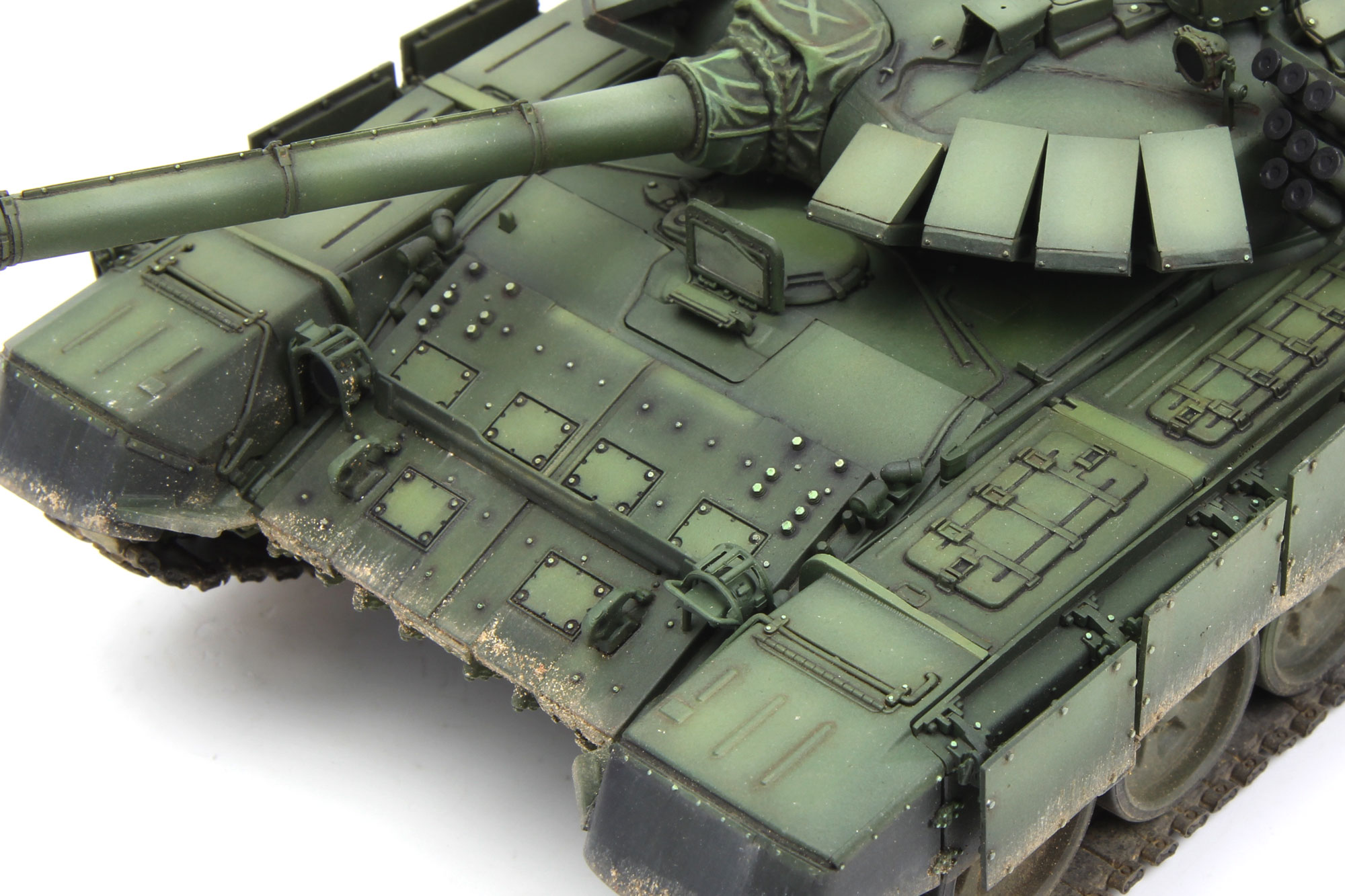 TS-028 RUSSIAN MAIN BATTLE TANK T-72B3 Meng