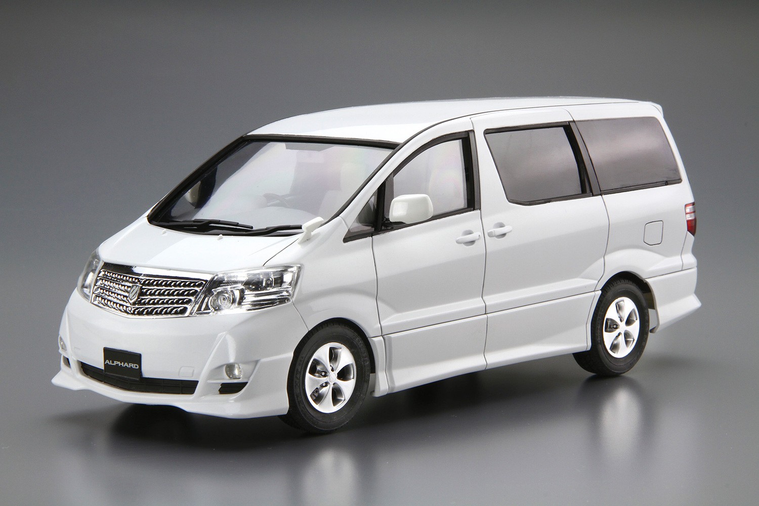 05749 Toyota Alphard NH10W '05 Aoshima