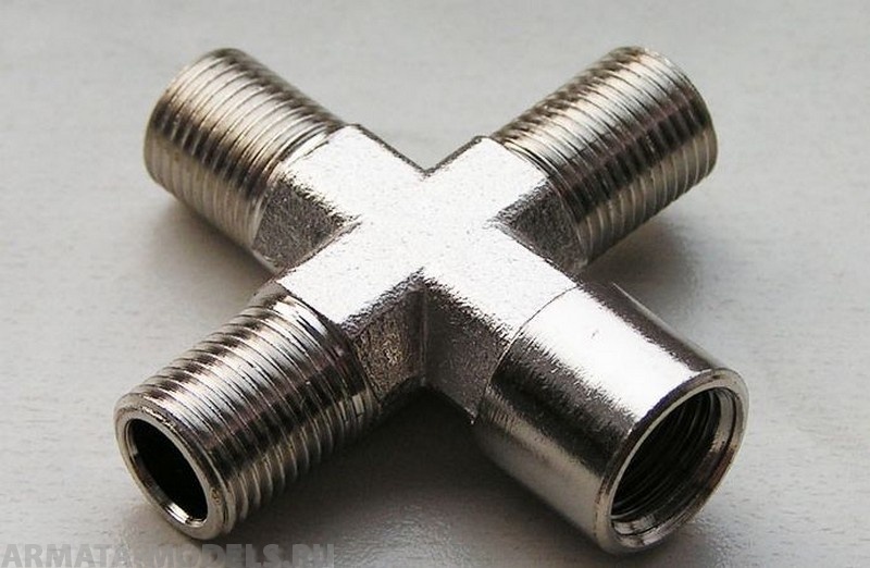 3012 Разветвитель, 1 вход (гайка), 3 выхода (штуцер)