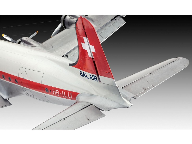 04947 Пассажирский самолет DC-4 авиакомпании Balair Revell
