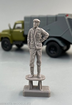 AVA43002 Фигурка Водитель СССР №2