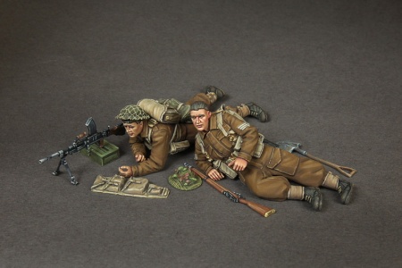 3618SOGA Sergeant and Machine gunner British infantry at rest. SOGA Miniatures