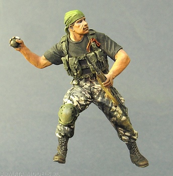 T35175 Бойцы народного ополчения Новороссии в бою (2)